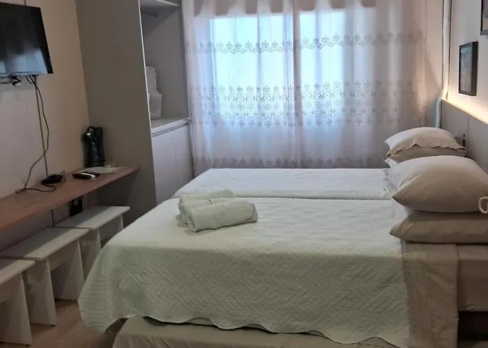 Kitnet Moderna E Confortavel